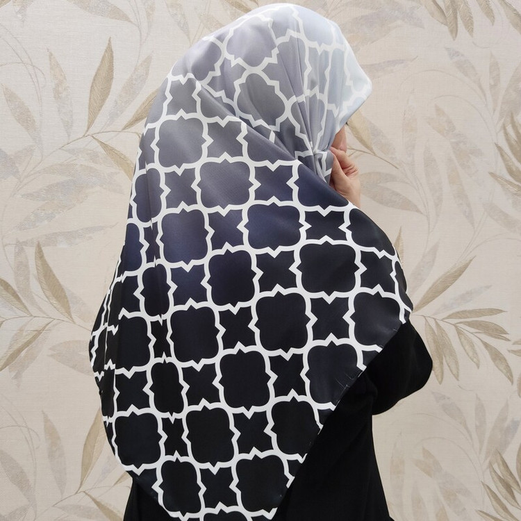 روسری ابریشم توییل کد RT033
