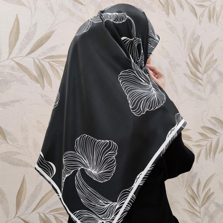 روسری ابریشم توییل کد RT036