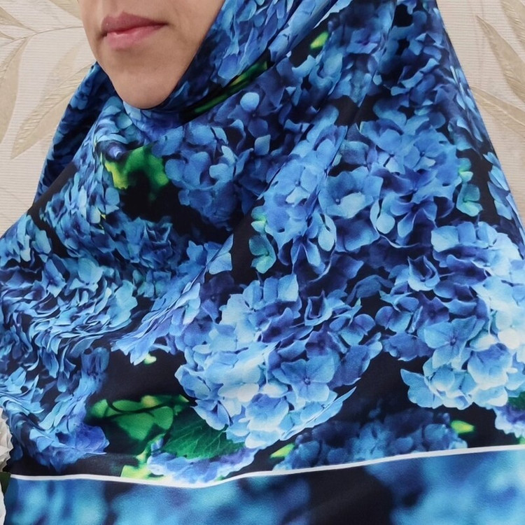 روسری ابریشم توییل کد RT024