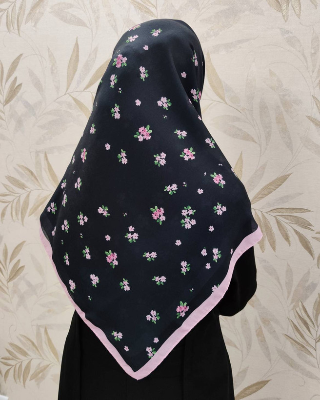 روسری دخترانه نخی کد rn46
