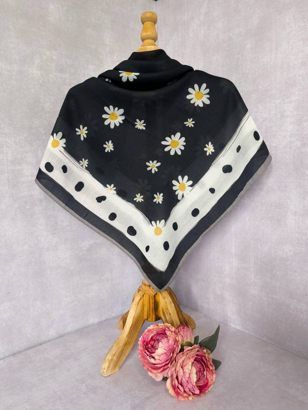 روسری دخترانه نخی کد rn10
